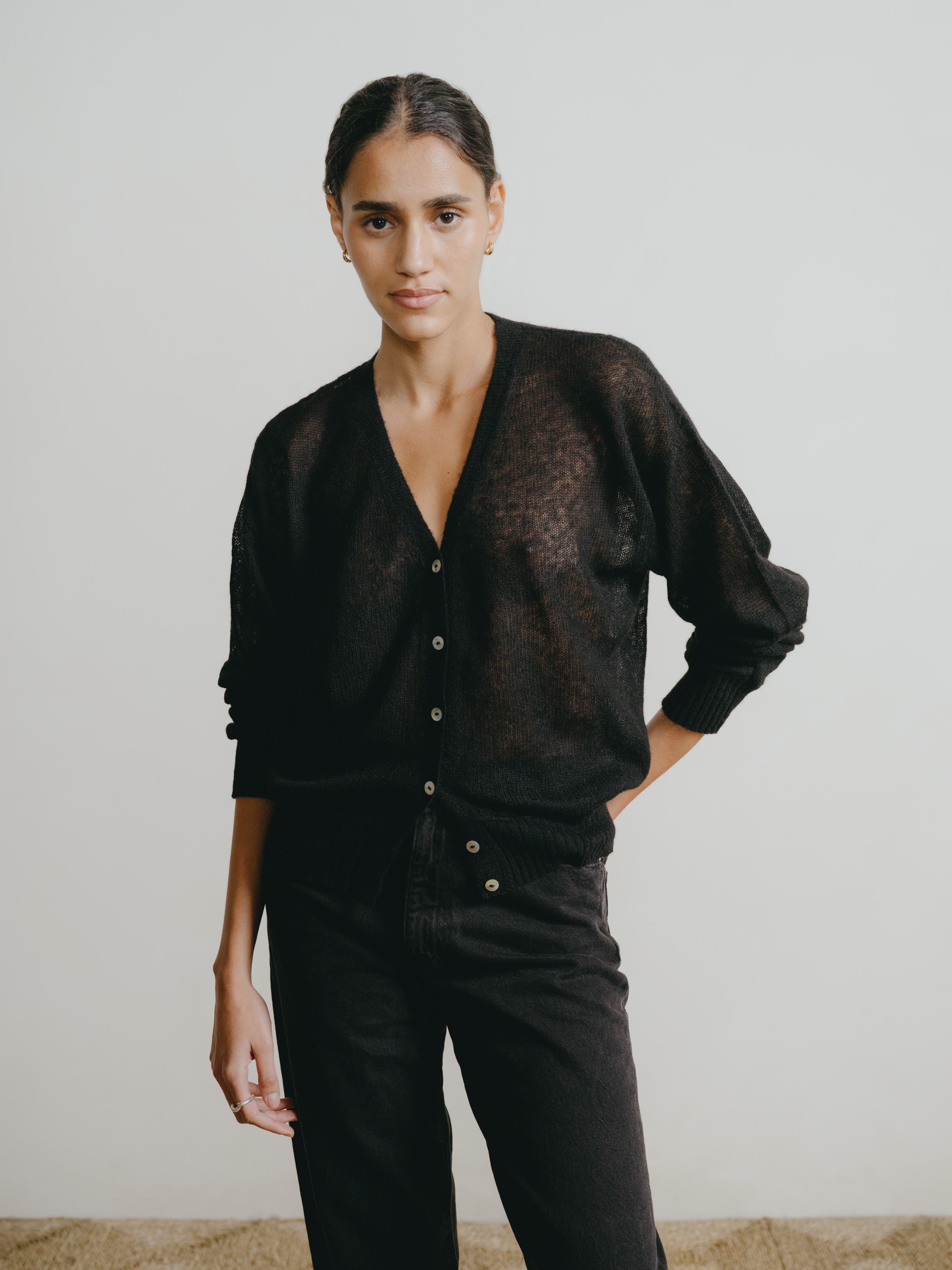 Perla Cardi, Sheer Alpaca Blend, Black